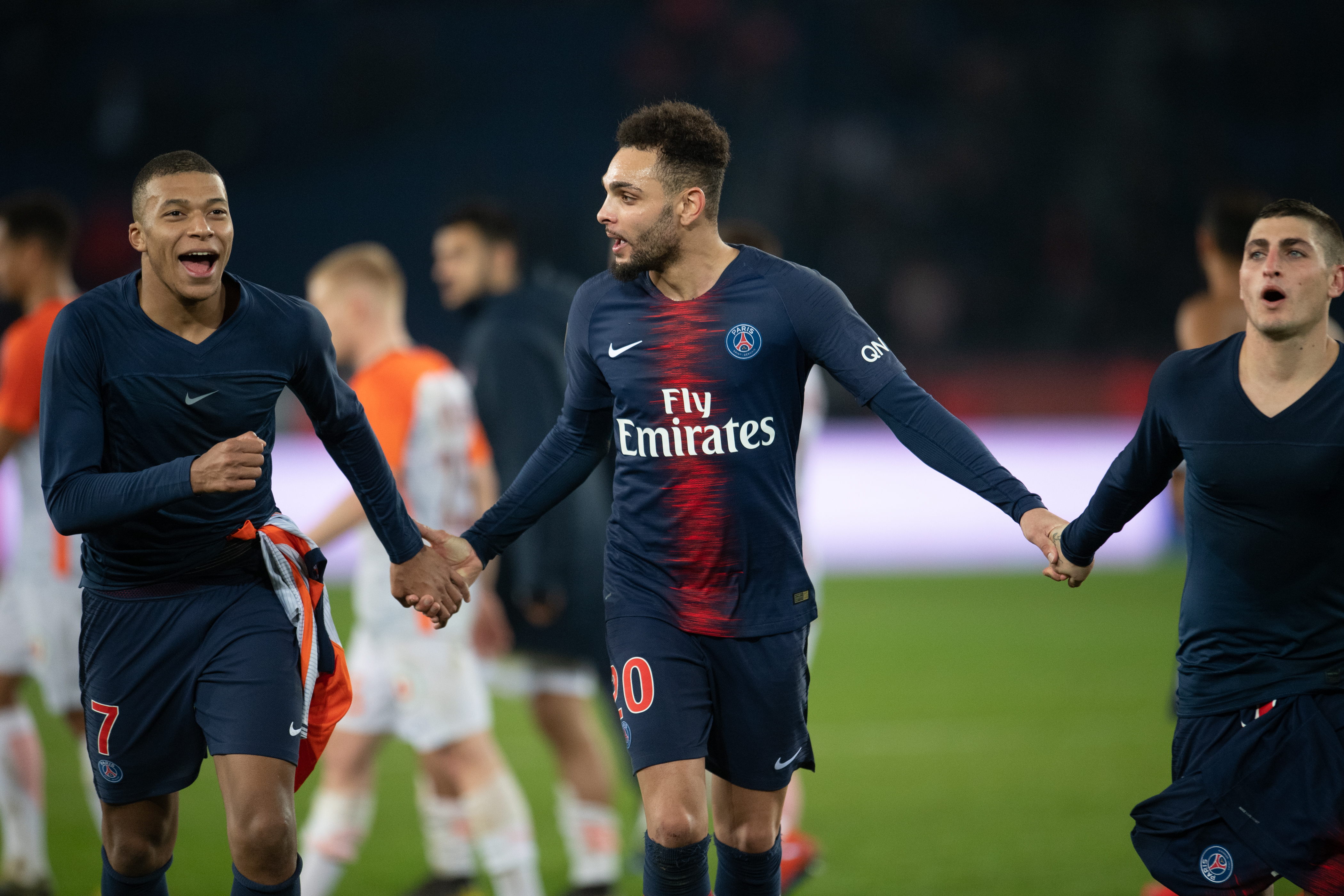 以其无与伦 以其无与伦